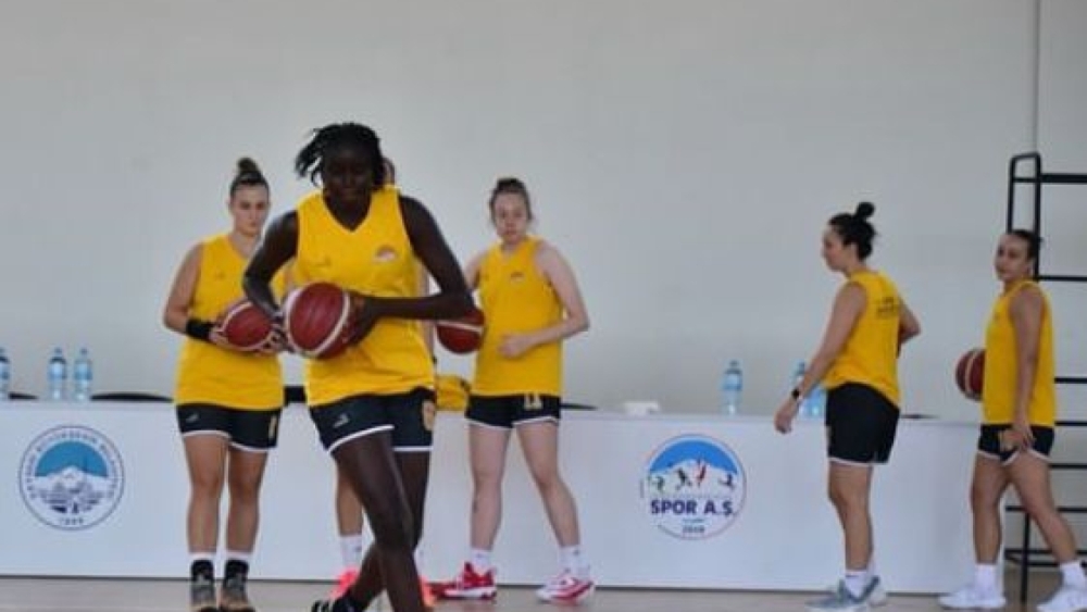 Melikgazi Kayseri Basketbol sezona hazırlanıyor